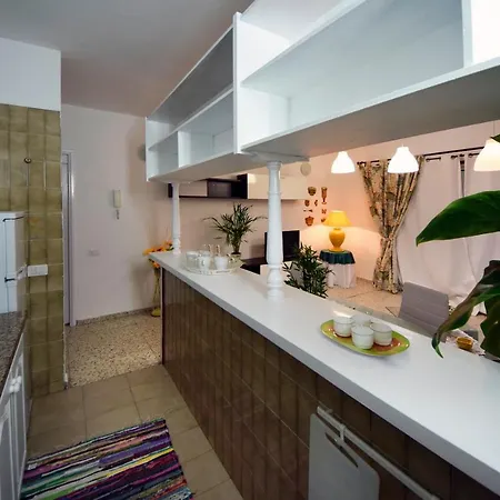 Happy Days House Las Vistas Los Cristianos (Tenerife)